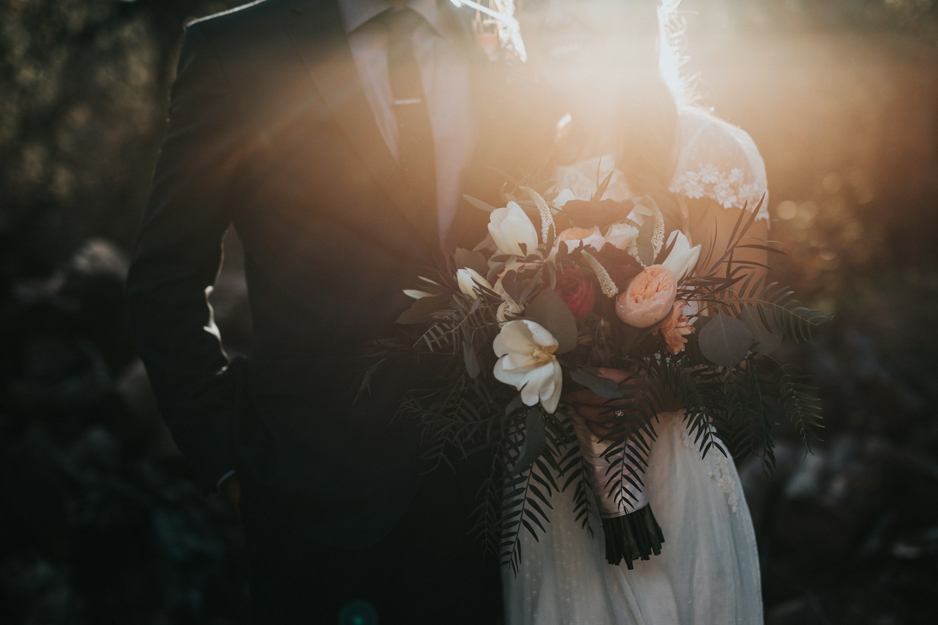 Floral centerpiece arrangement